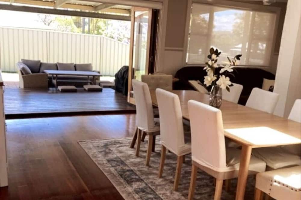 Photo of Others in Dungog