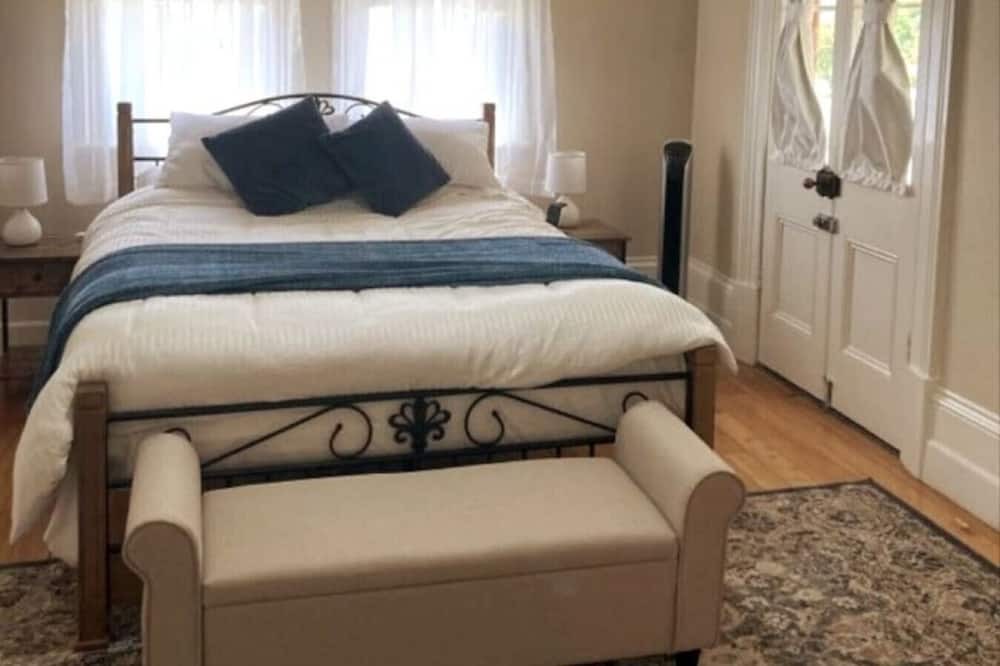 Photo of Others in Dungog