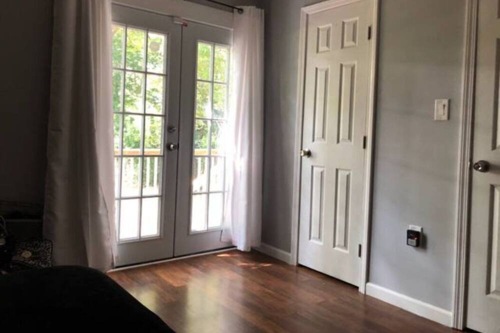 Photo of Bedroom in Capitol View