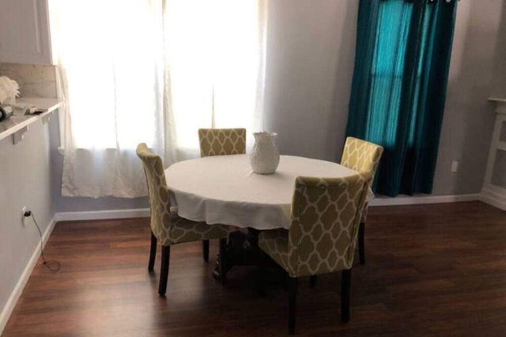 Photo of Kitchen in Capitol View