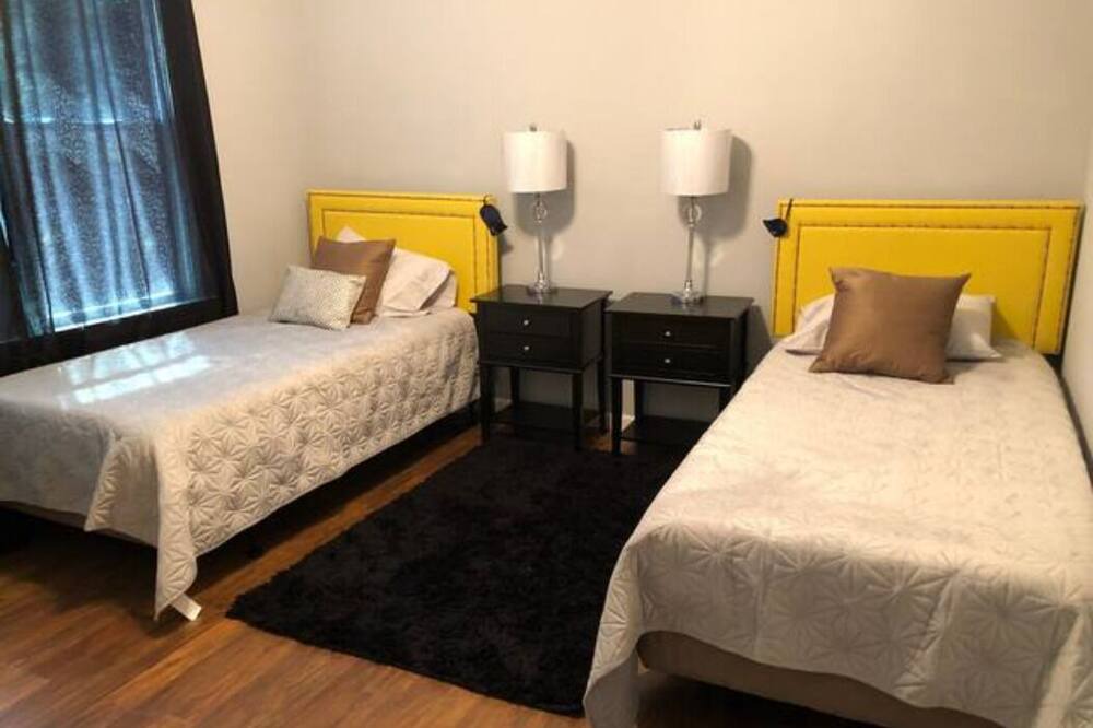 Photo of Bedroom in Capitol View