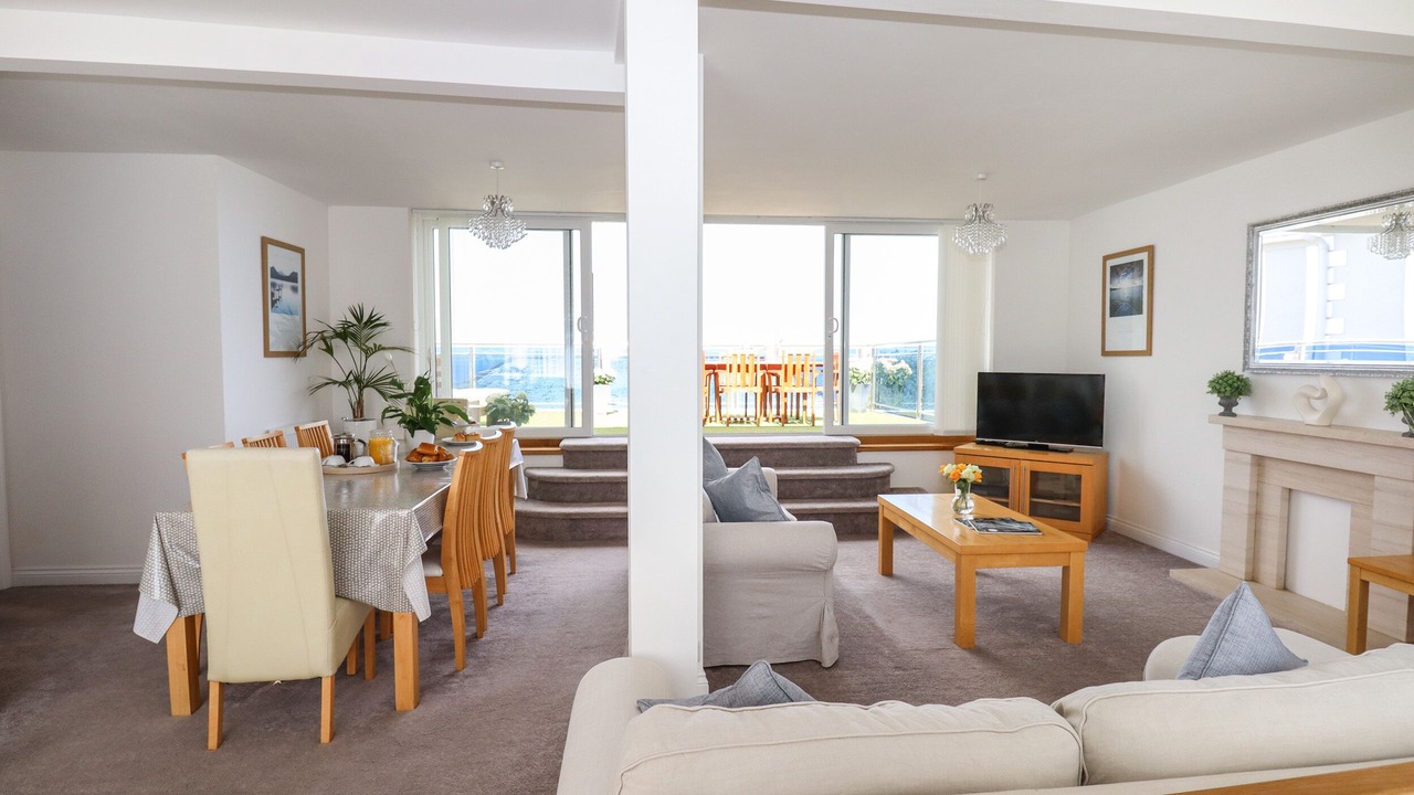 Photo of Livingroom in Babbacombe