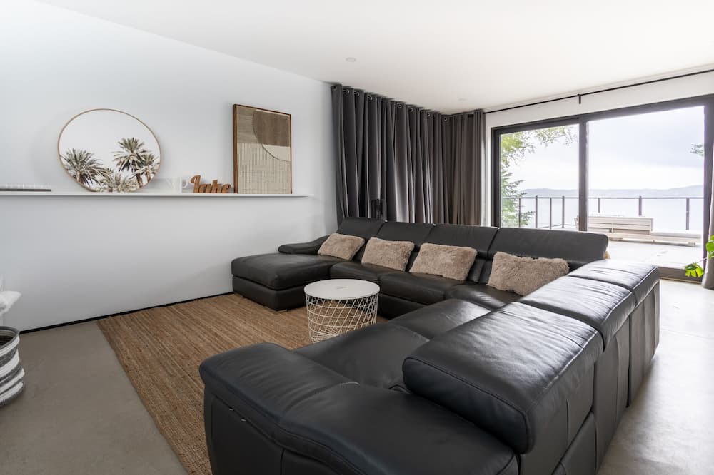 Photo of Livingroom in Duhamel