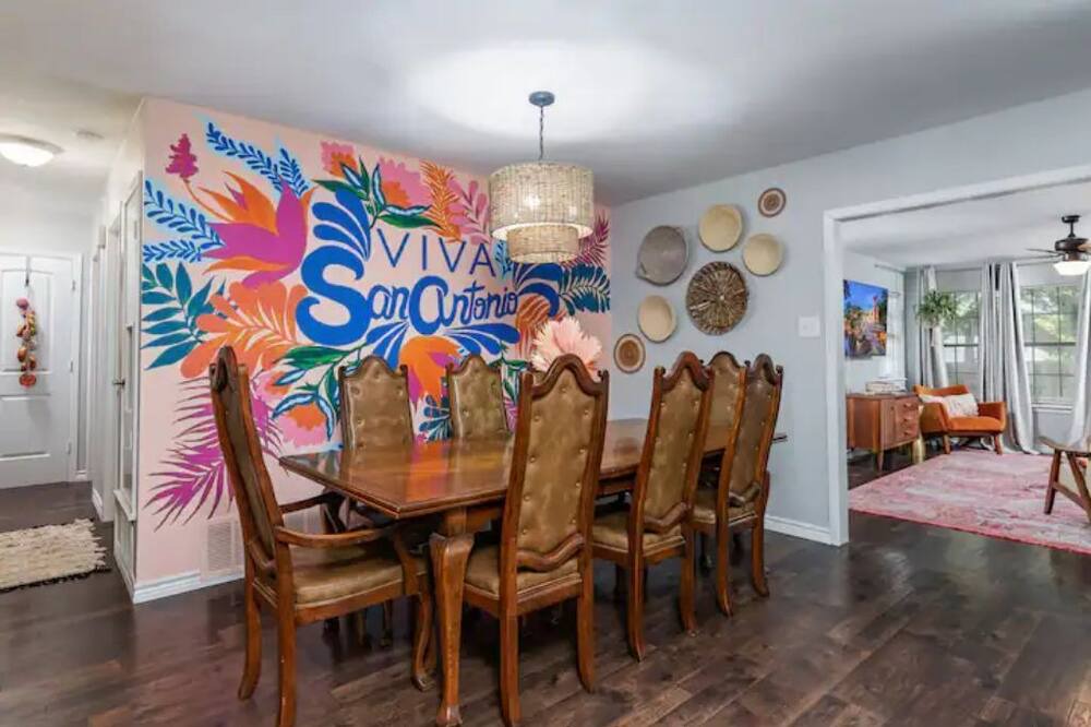 Photo of Kitchen in Universal City