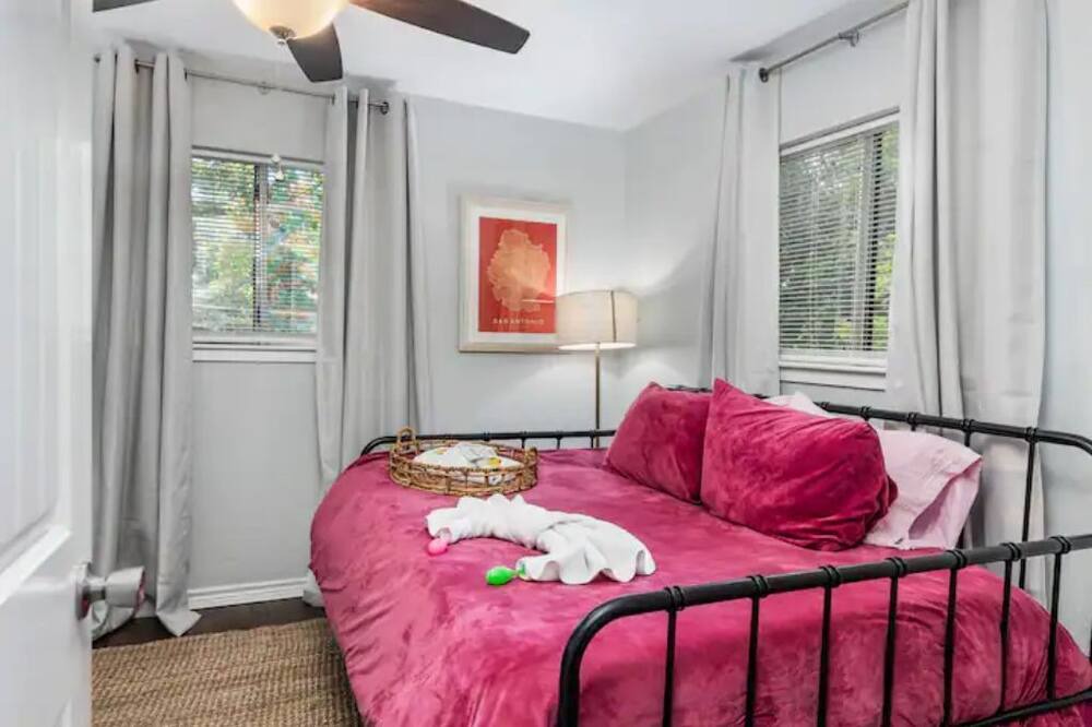Photo of Bedroom in Universal City