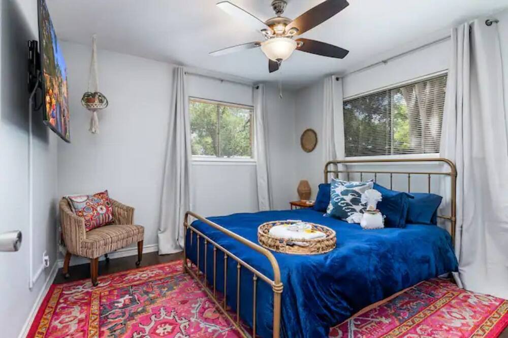 Photo of Bedroom in Universal City