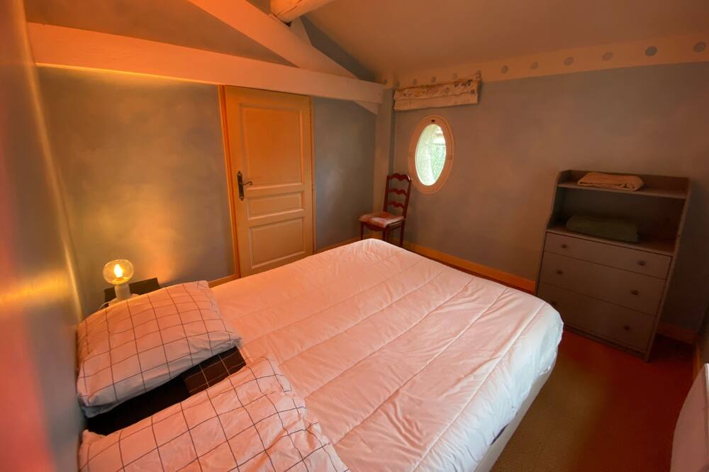 Photo of Bedroom in Aimargues