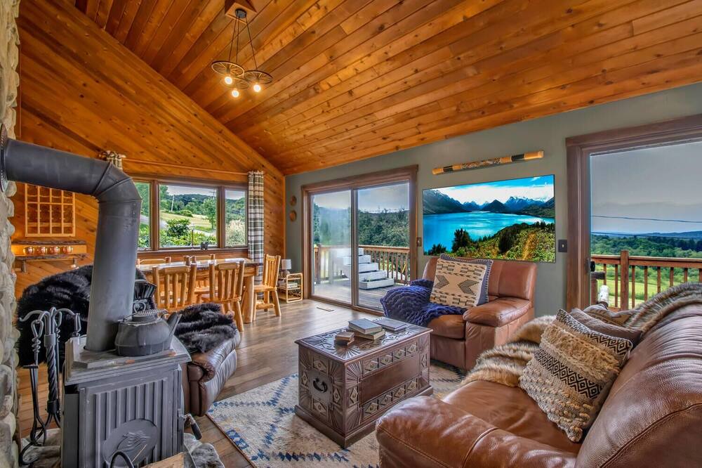 Photo of Livingroom in West Valley