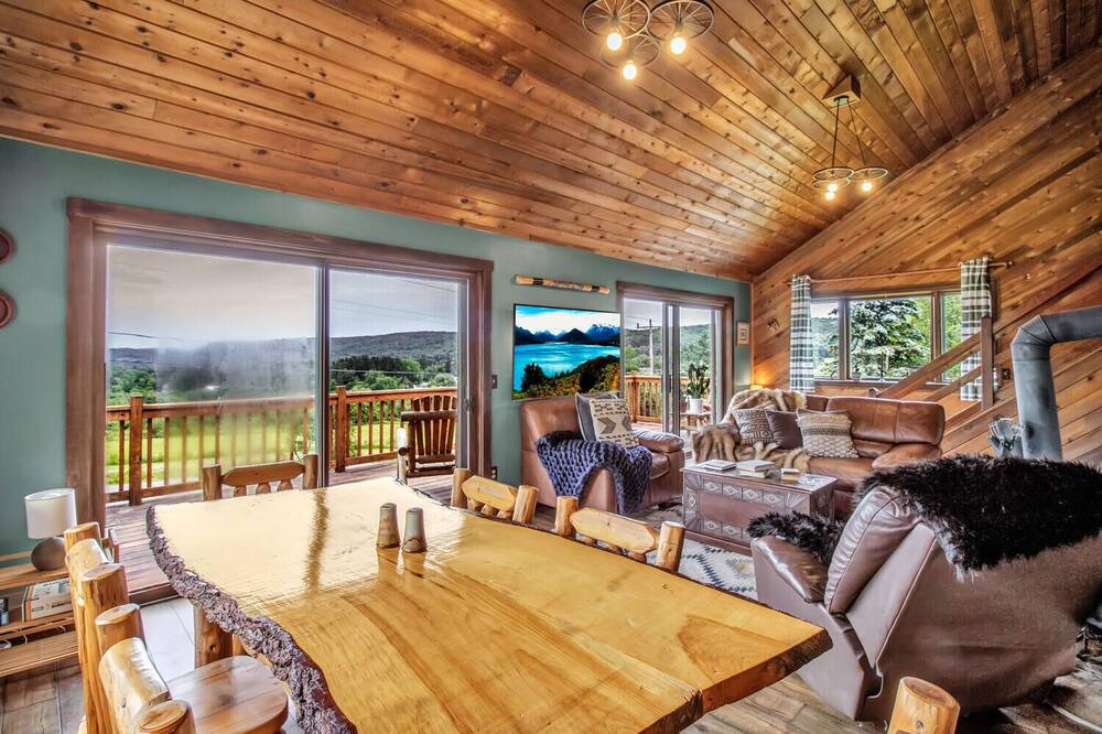 Photo of Livingroom in West Valley