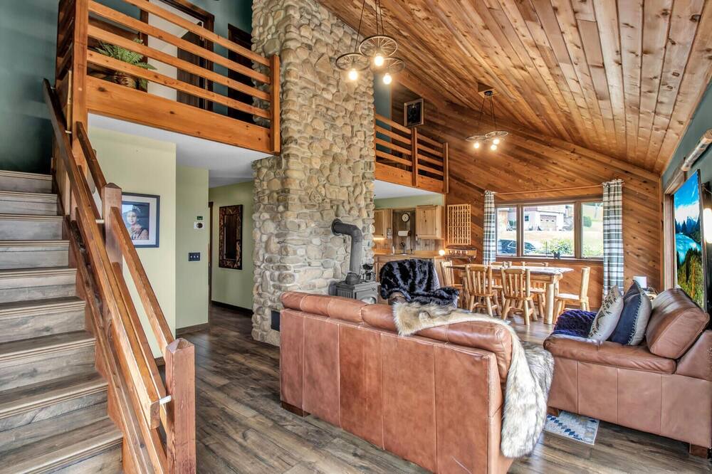 Photo of Livingroom in West Valley