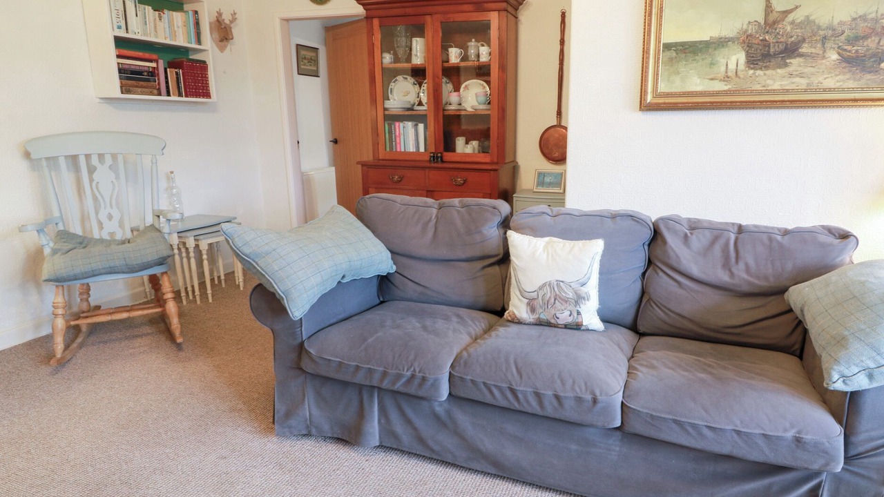 Photo of Livingroom in Swinton