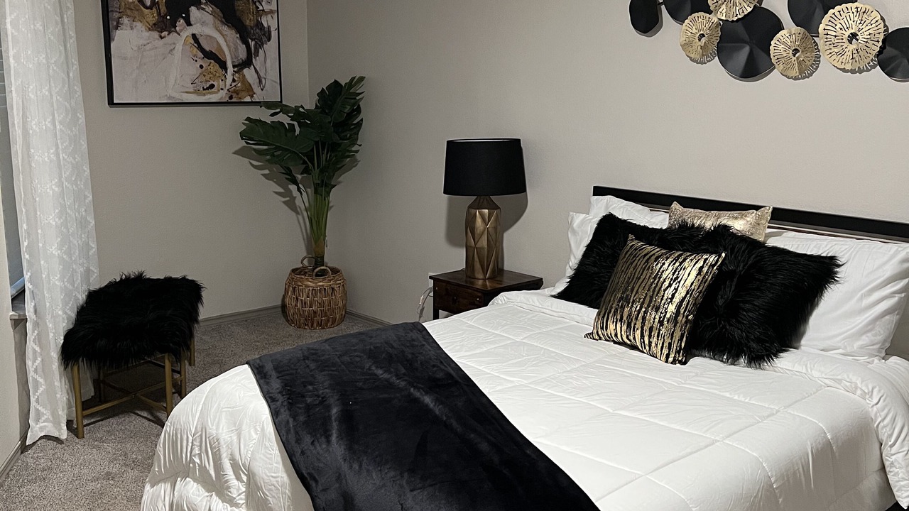Photo of Bedroom in Scofield Farms