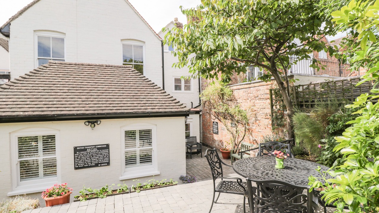 Photo of Patio Balcony in Upton upon Severn