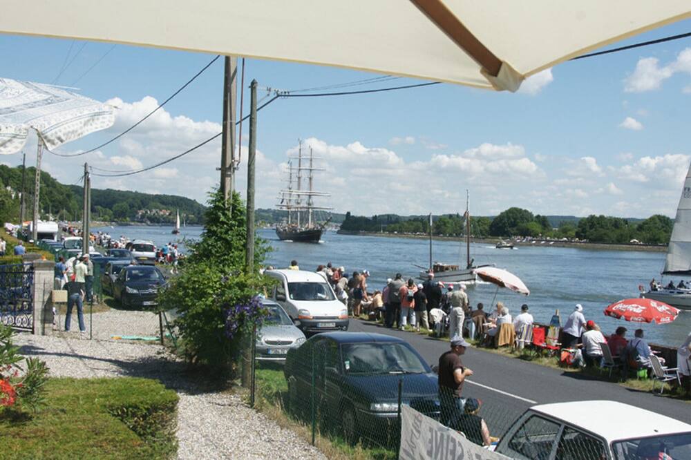 Photo of Others in Le Mesnil-sous-Jumieges