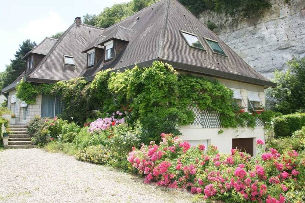 Photo of Outdoor in Le Mesnil-sous-Jumieges