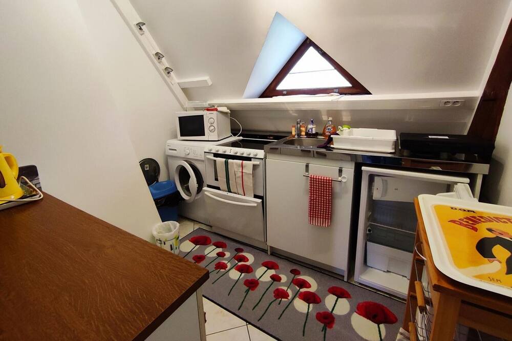 Photo of Kitchen in Le Mesnil-sous-Jumieges