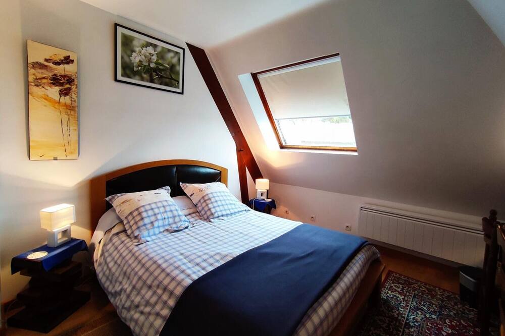 Photo of Bedroom in Le Mesnil-sous-Jumieges