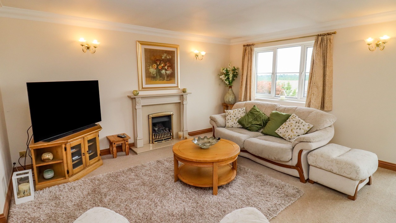 Photo of Livingroom in Cinderford