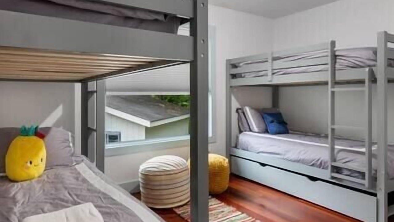 Photo of Others in Monroe