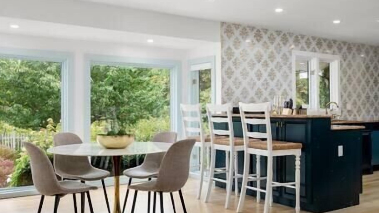 Photo of Others in Monroe