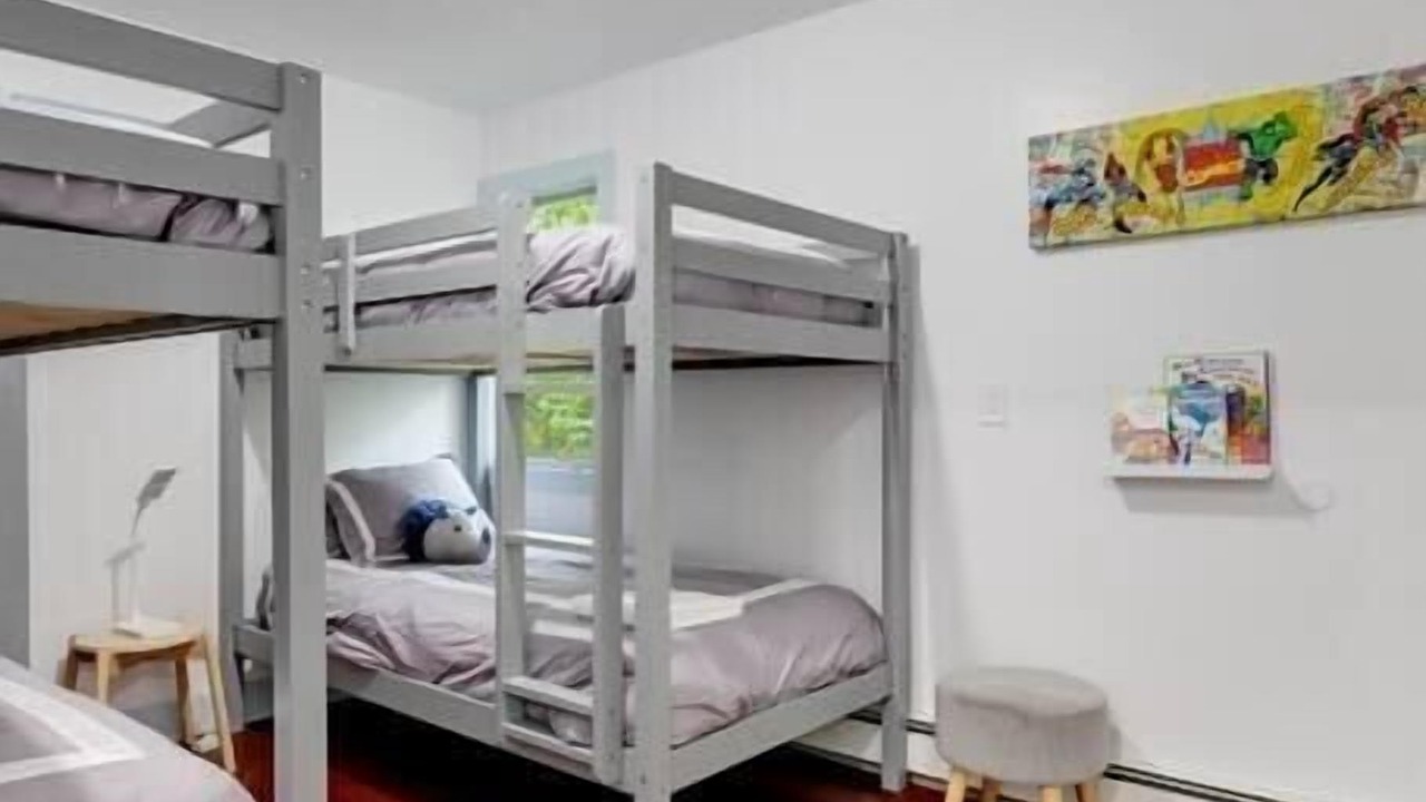 Photo of Others in Monroe