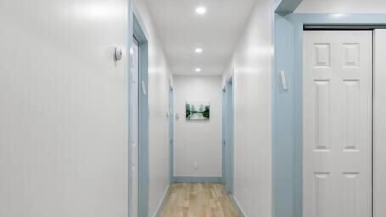 Photo of Others in Monroe