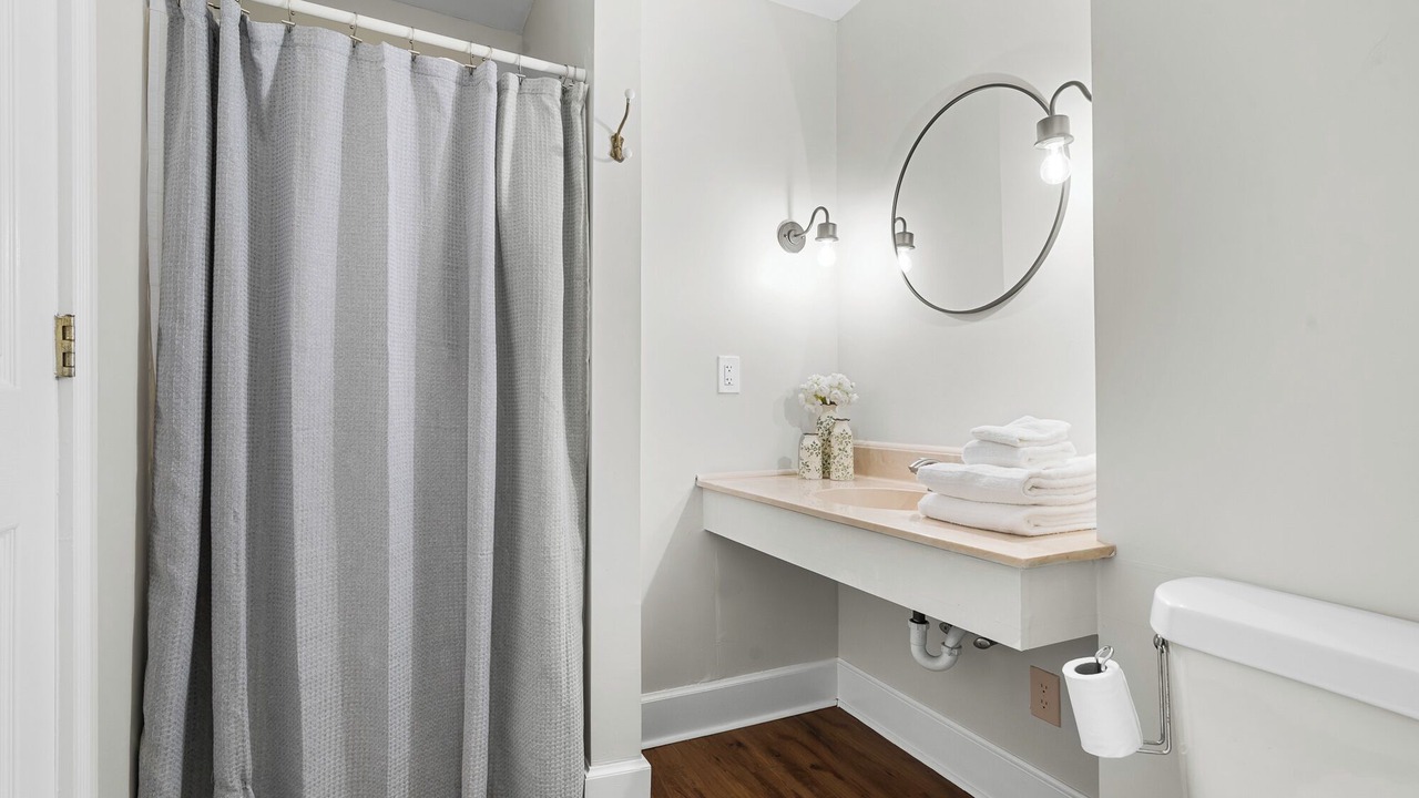 Photo of Bathroom in Blairsville