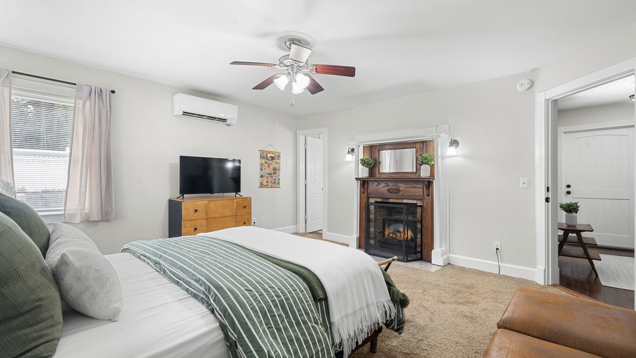 Photo of Bedroom in Blairsville