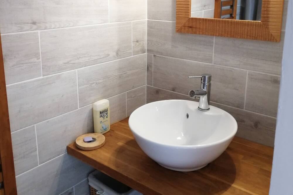 Photo of Bathroom in Saint-Jean-Pla-de-Corts