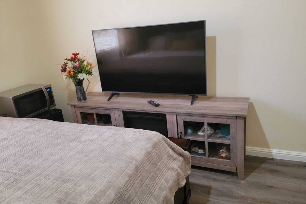 Photo of Bedroom in Antioch