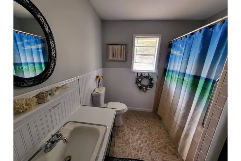 Photo of Bathroom in Jacksonville