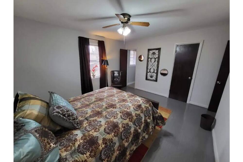 Photo of Bedroom in Jacksonville