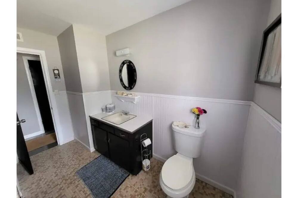 Photo of Bathroom in Jacksonville