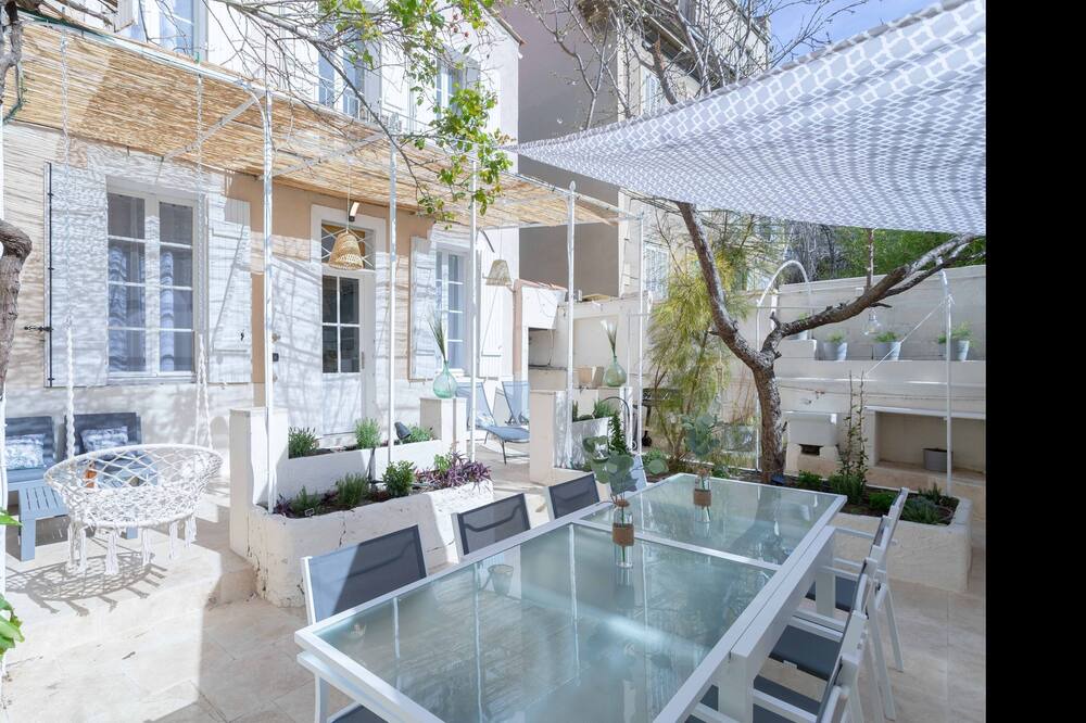 Photo of Patio Balcony in 4th Arrondissement