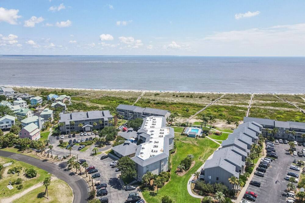 Photo of Others in Oceanmarsh Subdivision