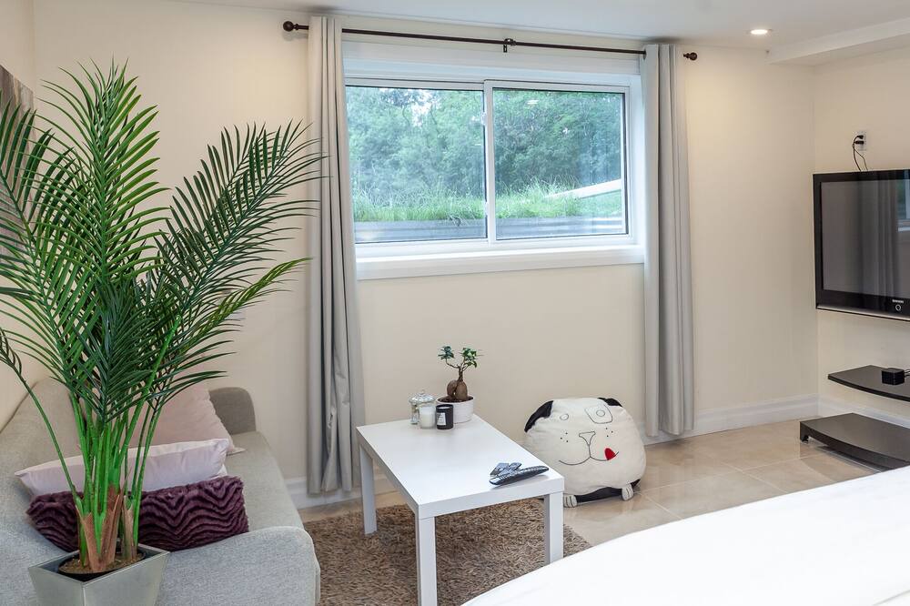 Photo of Bedroom in Hamilton