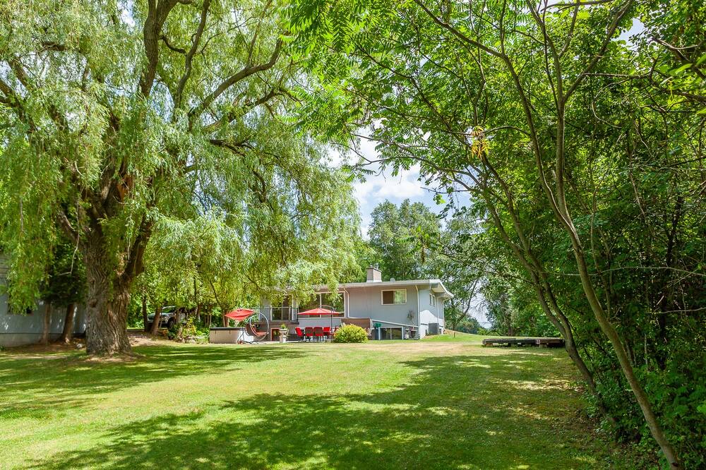 Photo of Outdoor in Hamilton