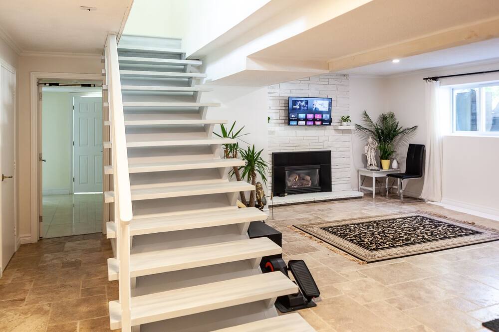 Photo of Livingroom in Hamilton