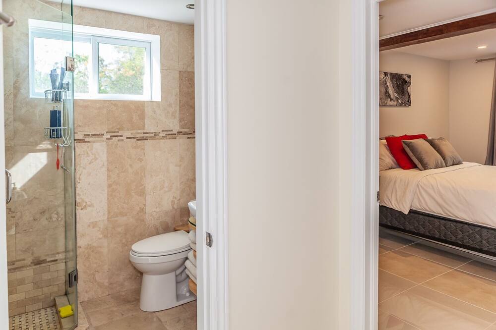 Photo of Bedroom in Hamilton