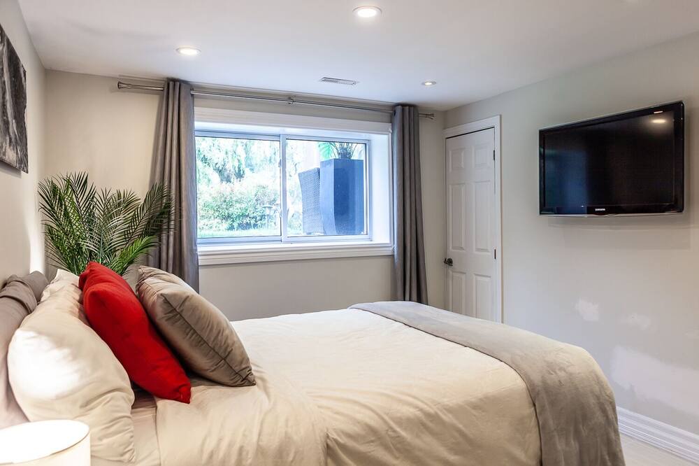 Photo of Bedroom in Hamilton