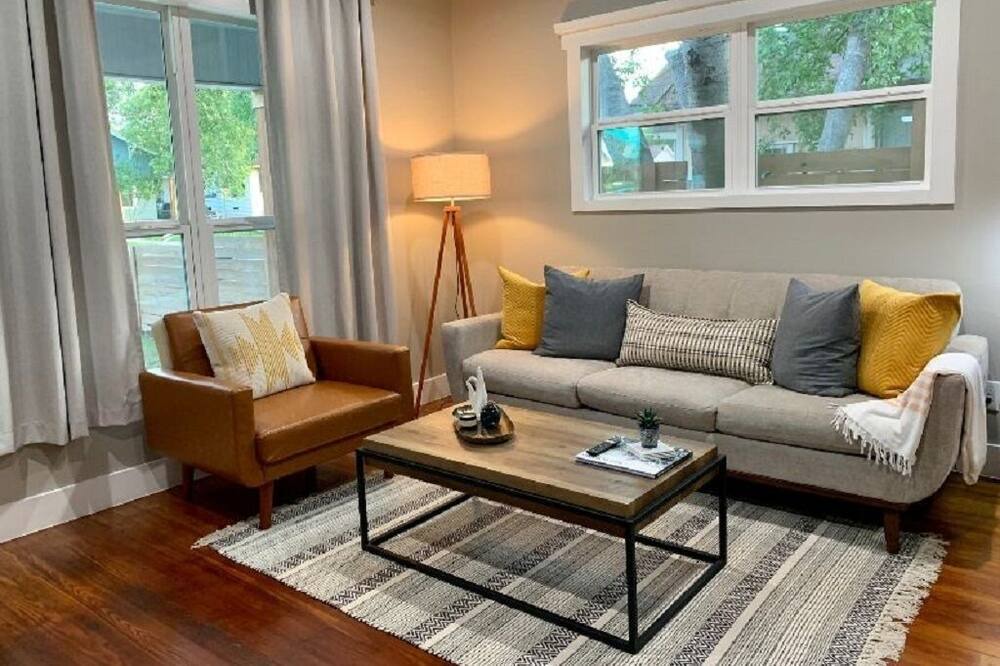 Photo of Livingroom in Eastside Promise Neighborhood