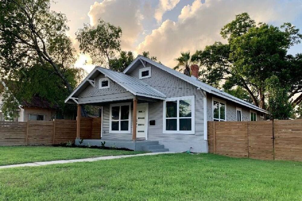 Photo of Outdoor in Eastside Promise Neighborhood