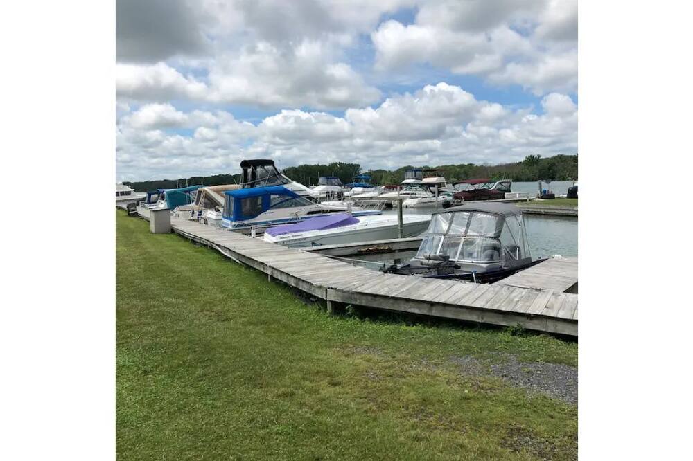 Photo of Outdoor in Cayuga