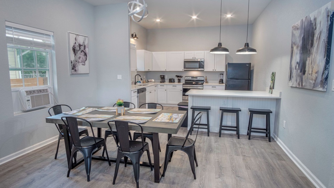 Photo of Kitchen in Near East Side