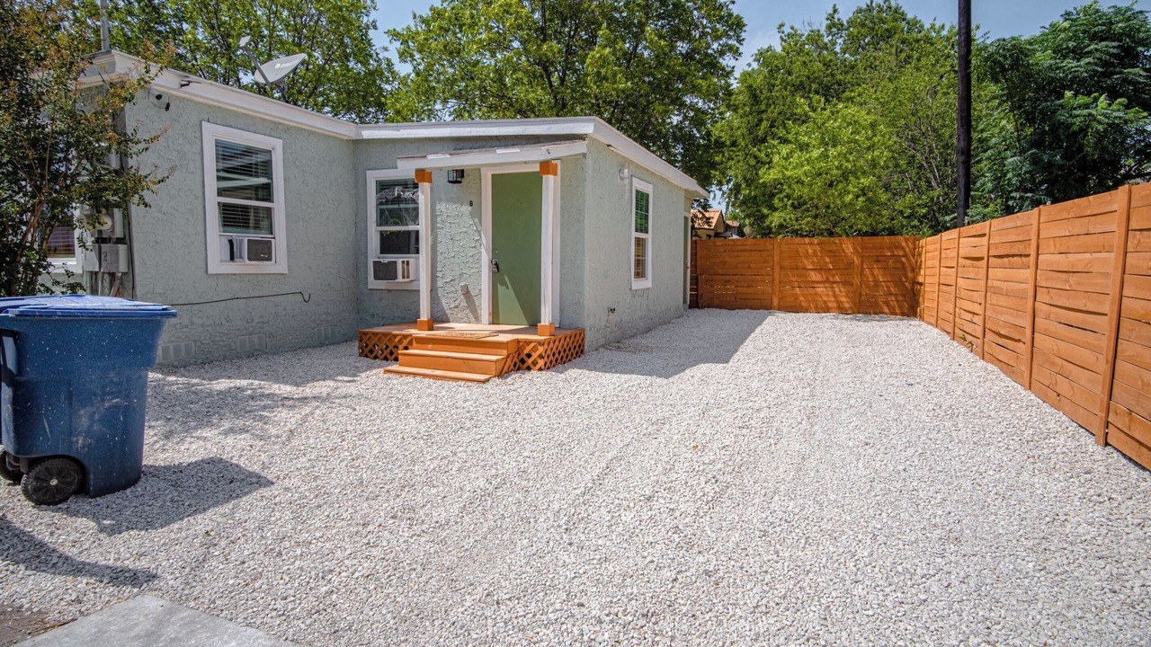 Photo of Outdoor in Near East Side