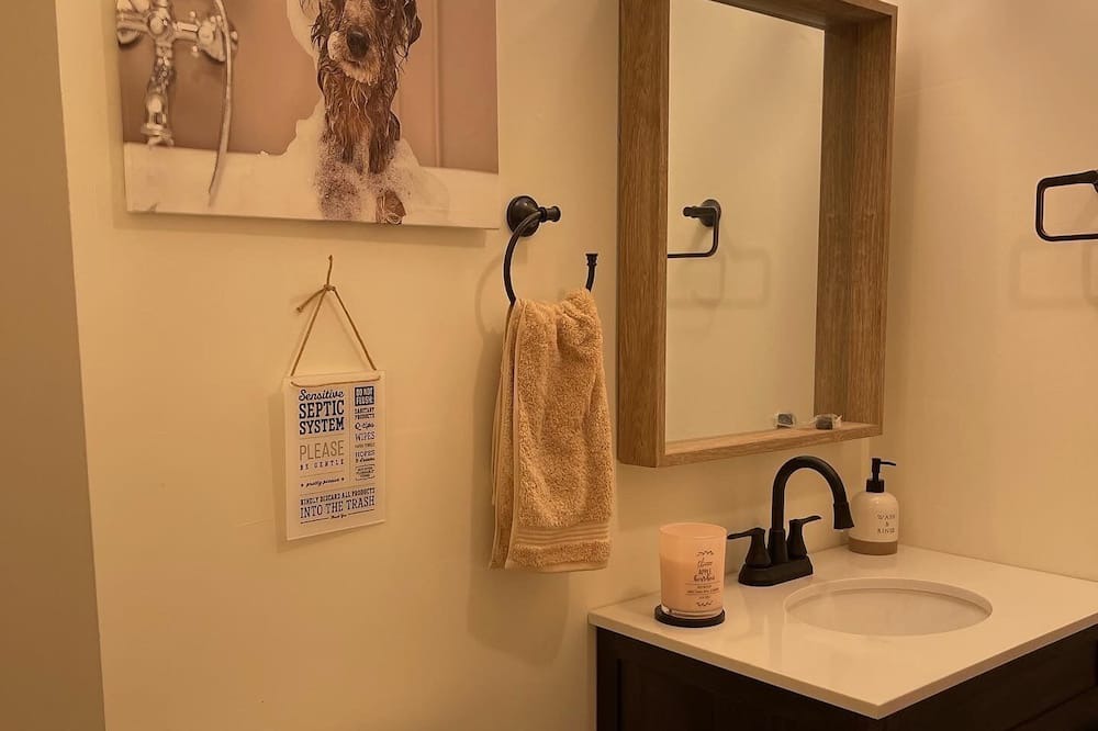 Photo of Bathroom in Anniston