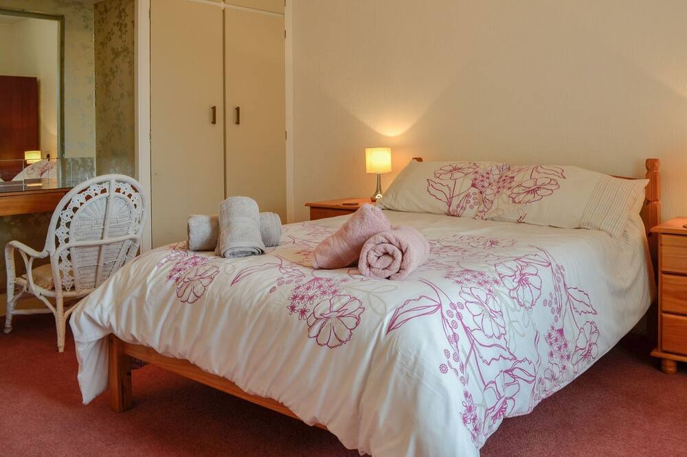 Photo of Bedroom in Saint Cyrus