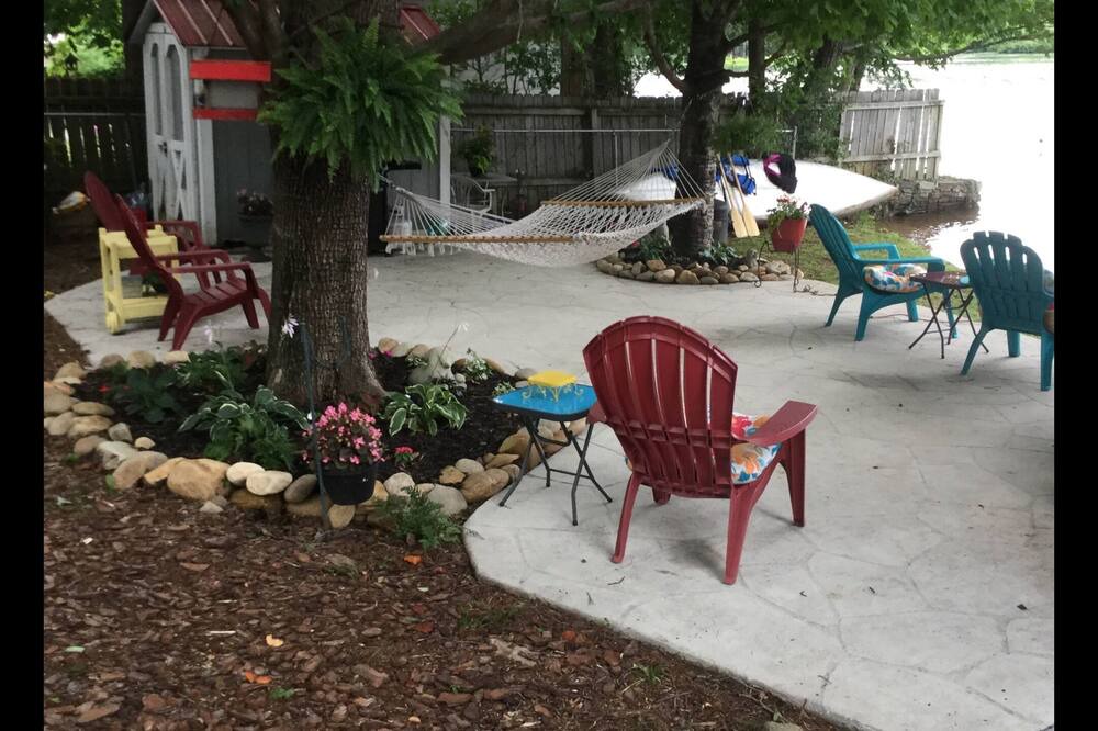 Photo of Patio Balcony in Lynn