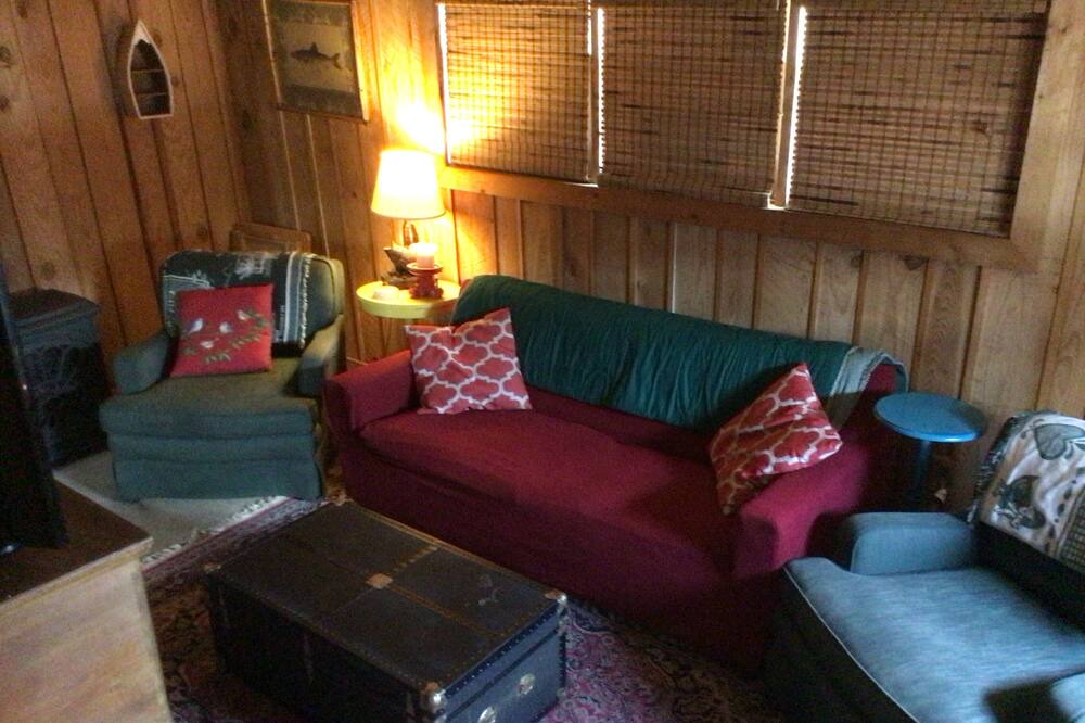 Photo of Livingroom in Lynn