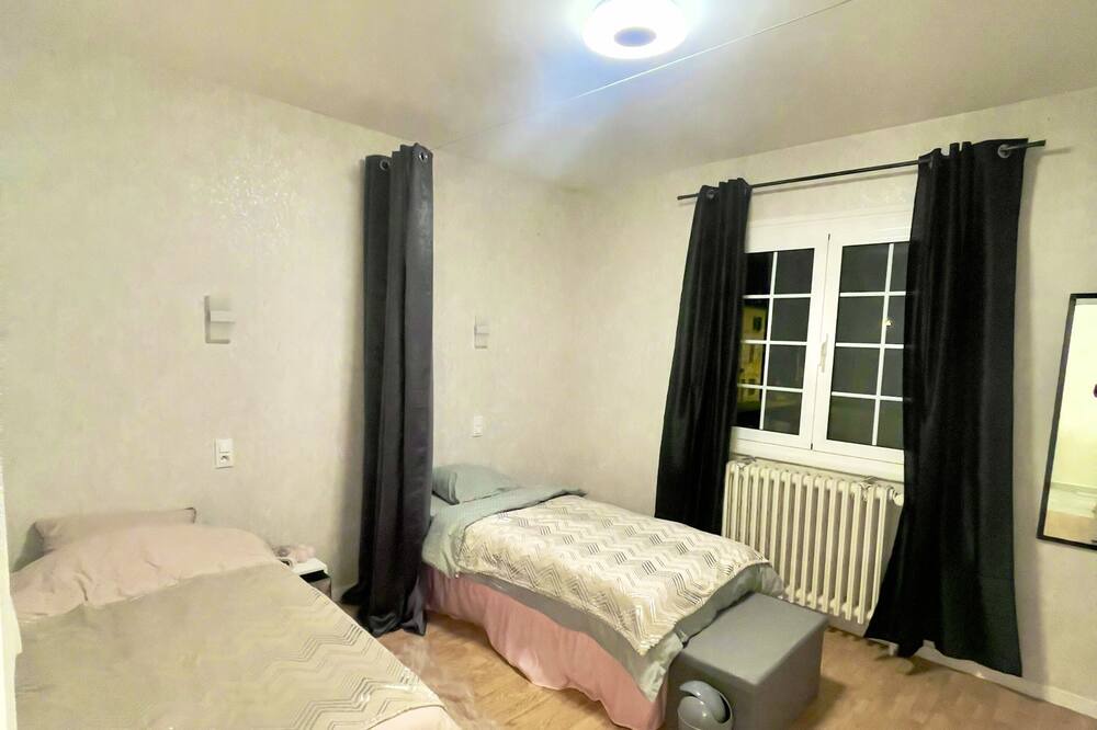 Photo of Bedroom in Ade